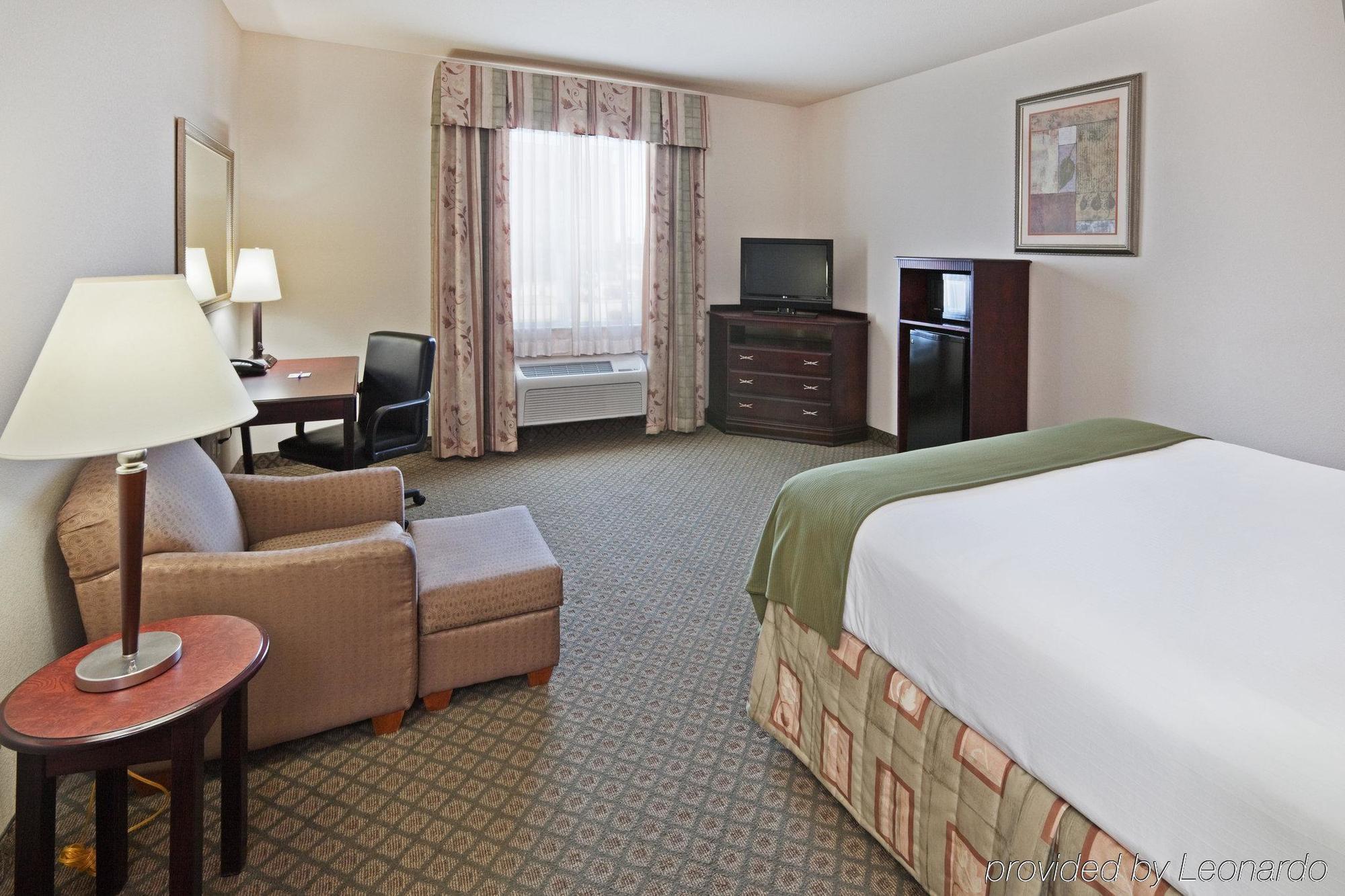 Holiday Inn Express Hotel And Suites Corsicana I-45 By Ihg Zimmer foto